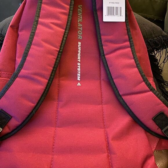 North 49 Knapsack. New, was full of gifts when received. Gifts not included - Picture 2 of 8